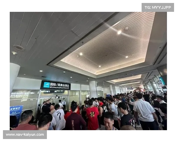 中国台北队创历史返程受球迷热烈接机 进球创纪录获得岛内广泛赞誉 中国台北队创历史返程受球迷热烈接机 进球创纪录获得岛内广泛赞誉